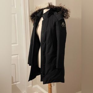Moose Knuckles Parka black w/ silver fox fur